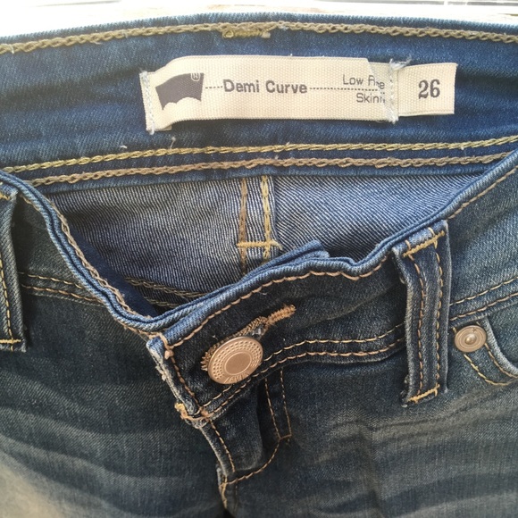 Levi Demi Curve Skinny Jeans - Picture 3 of 3